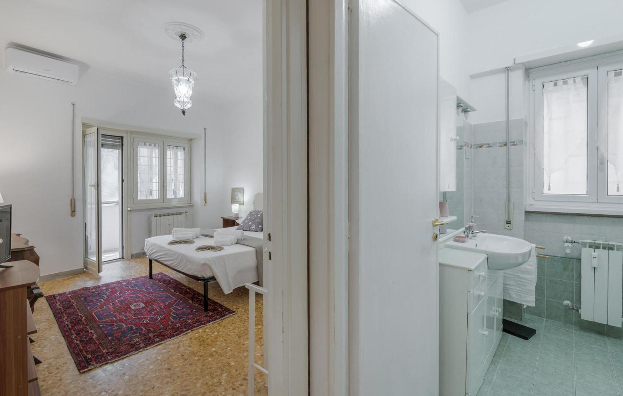 Apartment 1 Bedroom Pet Friendly In Rome